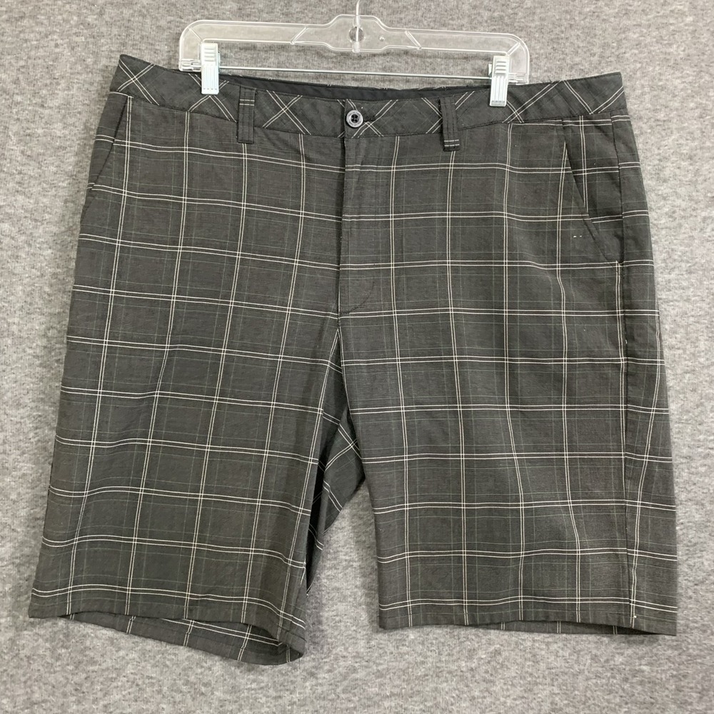 Travis Mathew Hybrid Golf Short Men 38 Stretch Tartan Plaid Gray Performance